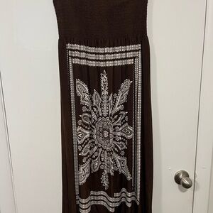 Brown Strapless Dress with White Embroidery